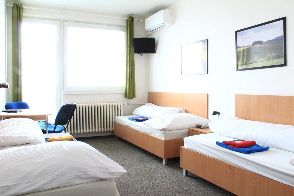 Hostel Narva Pressburg Exterior foto